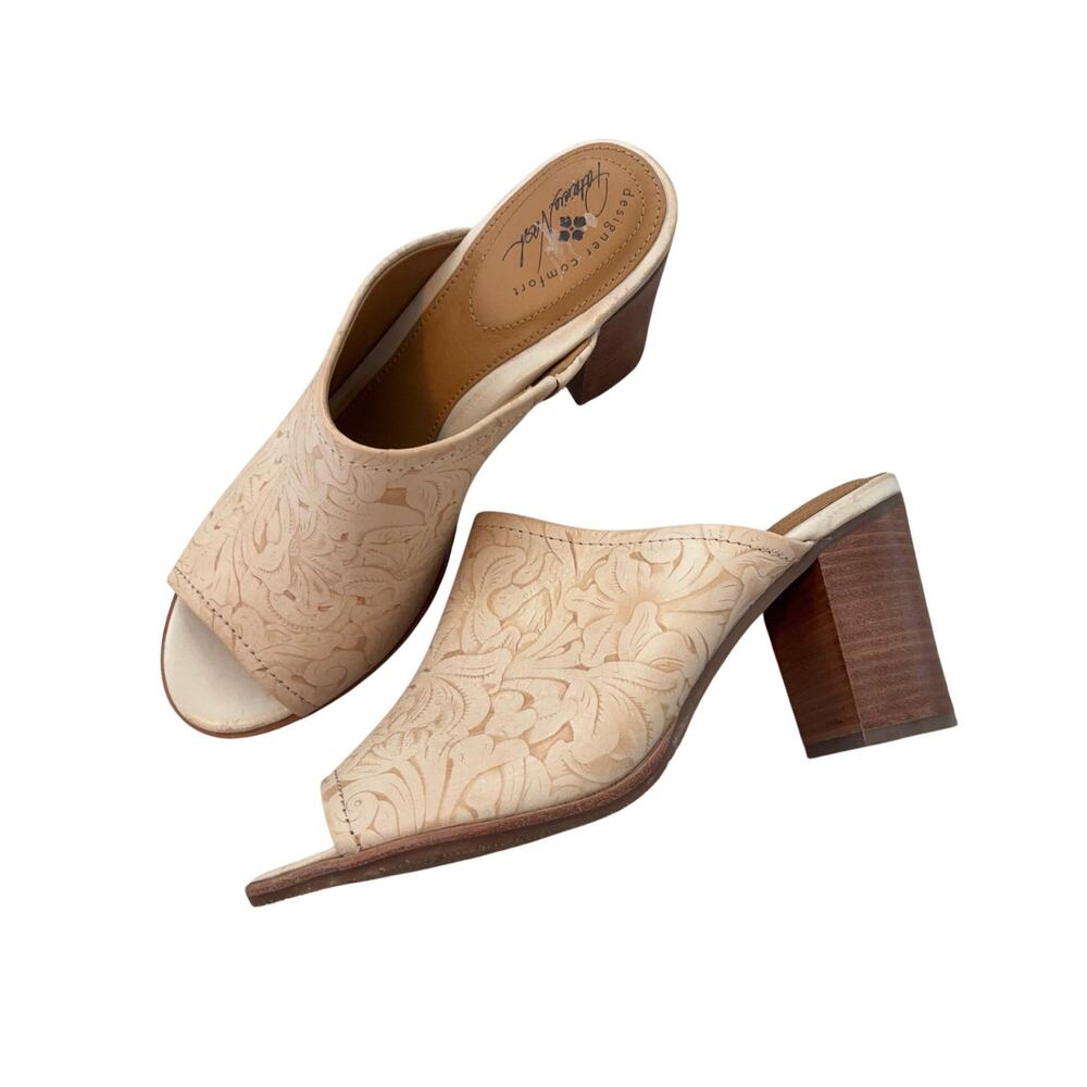 Patricia Nash Shelli Floral Tooled Leather Slip On Heels Size 10